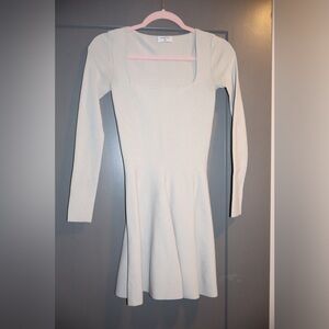 Aritzia Babaton Sculpt Dress Cream Size: XXS